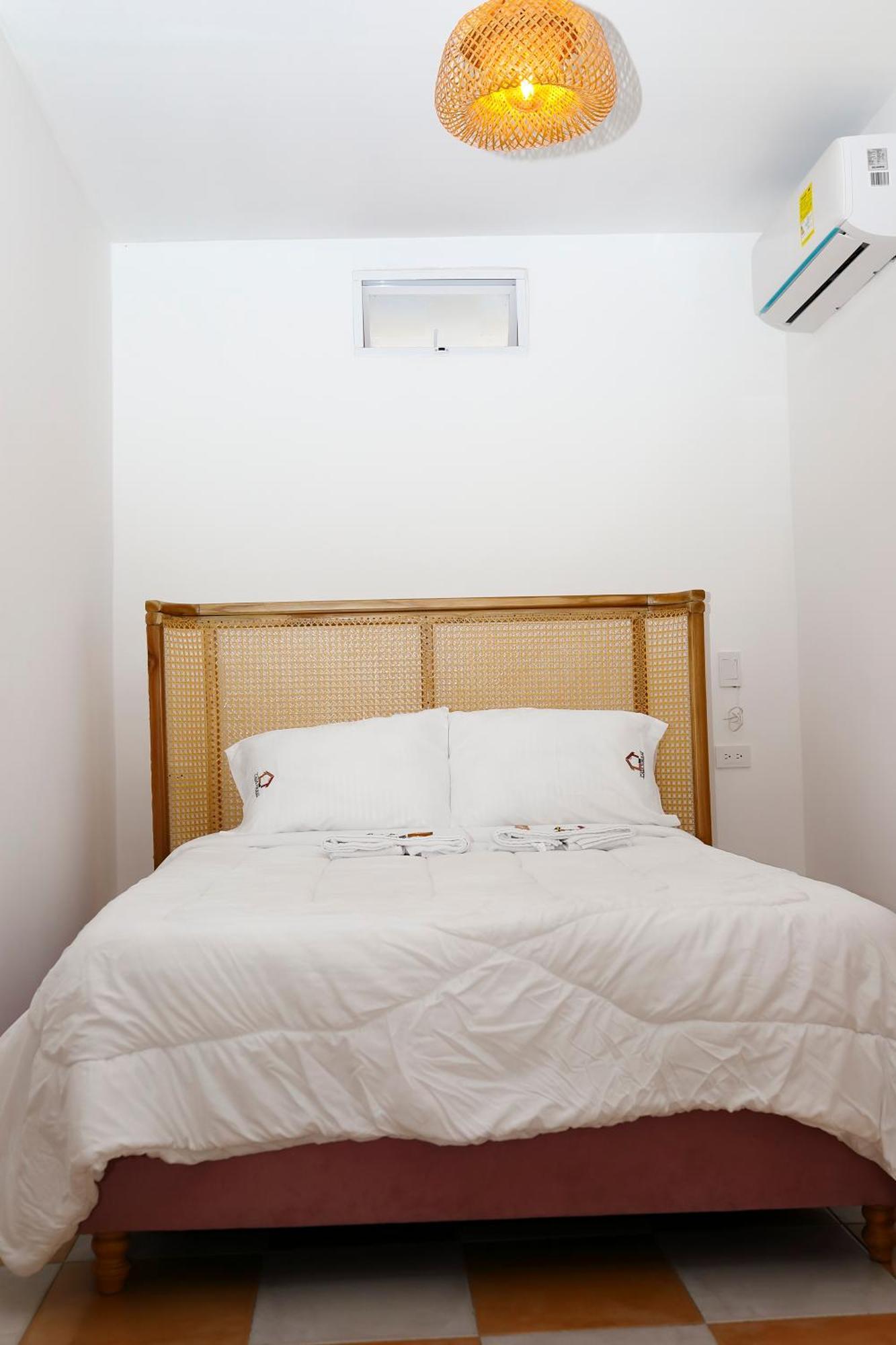 Casa Torres Centro Historico - Adults Only Hostel