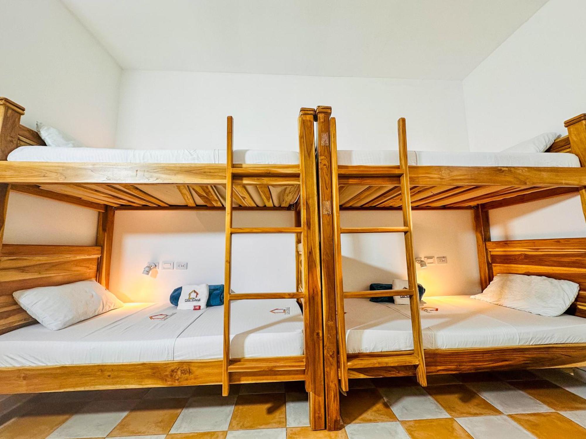 Casa Torres Centro Historico - Adults Only Hostel