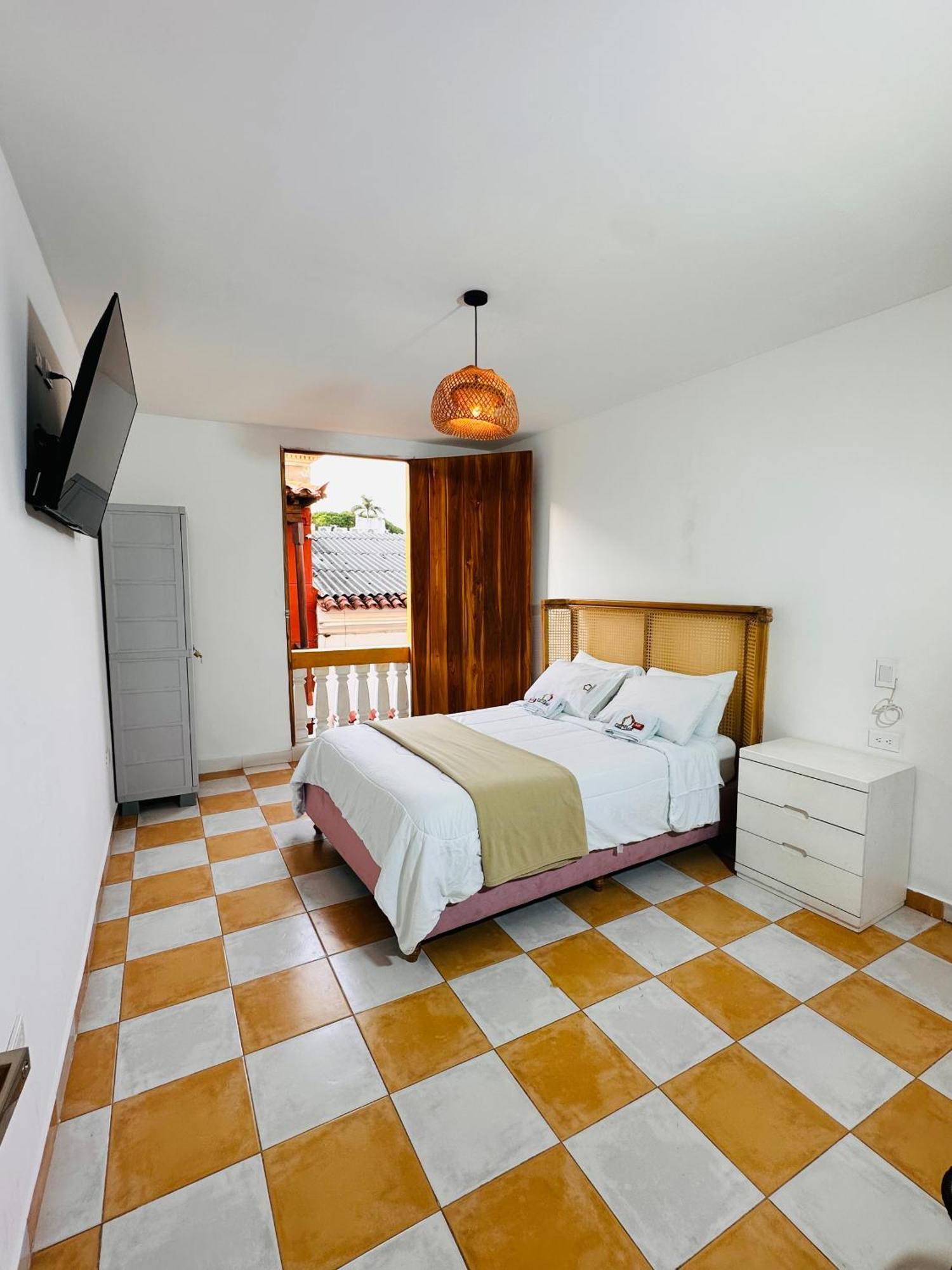 Casa Torres Centro Historico - Adults Only Hostel *